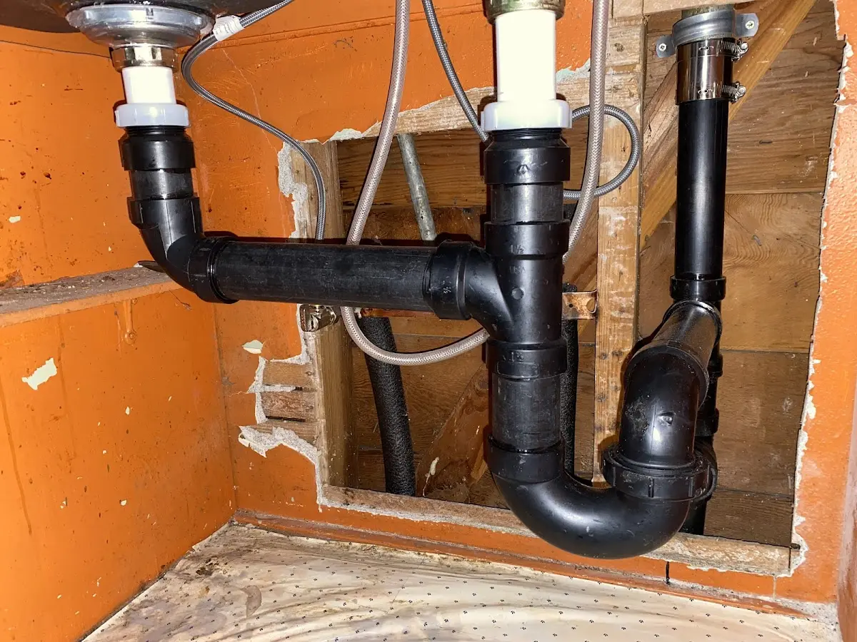 Professional Pipe Bursting equipment and tools on the job in Glendale